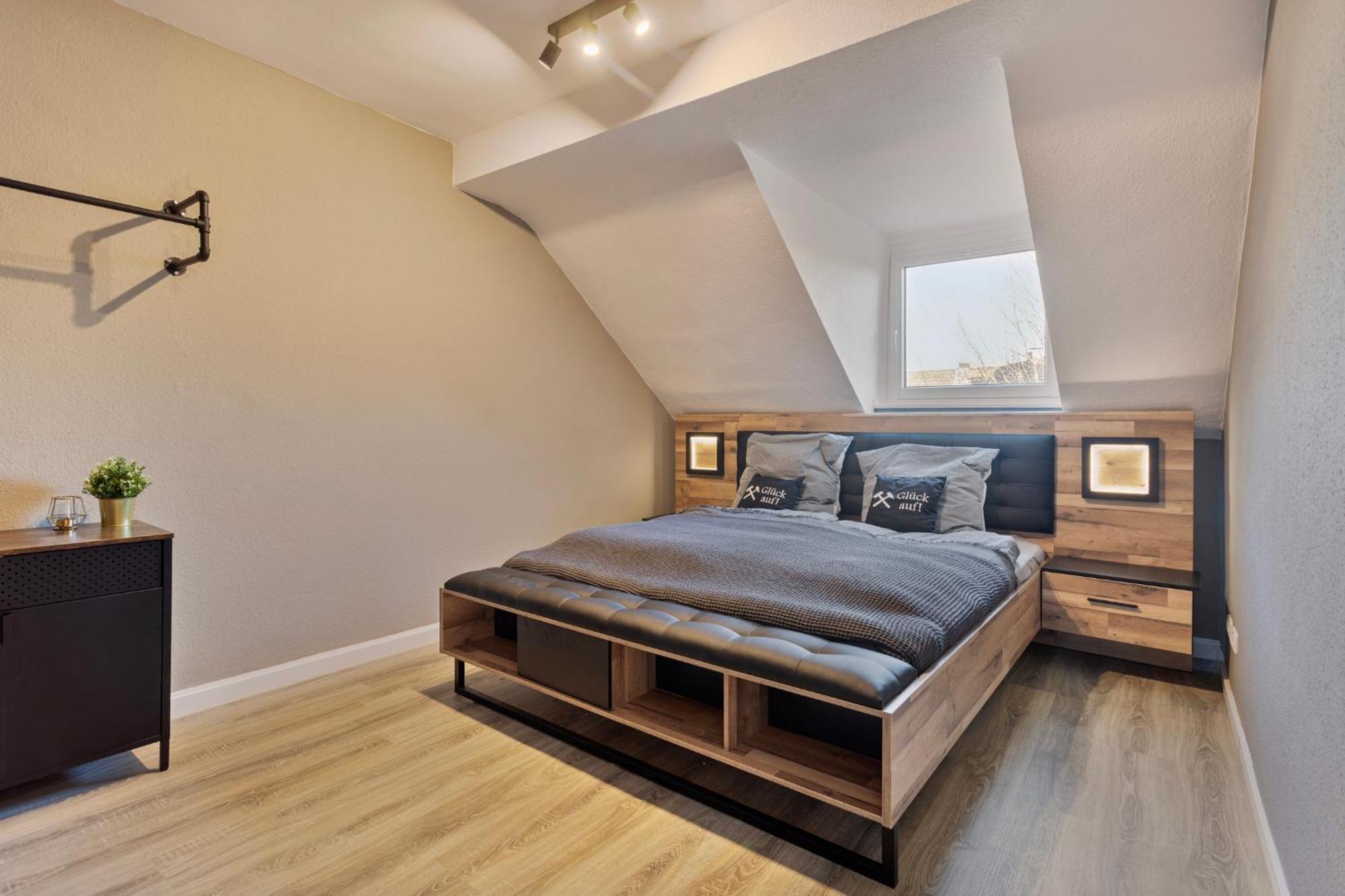 Zeche Trifft Villa Apartments By Cordis Sky Fuer Bis Zu 4 Personen 5 Minuten Zur Messe Essen Oder Hauptbahnhof Экстерьер фото